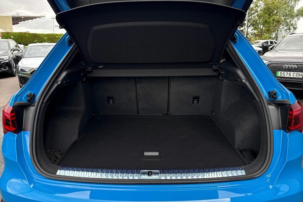 Audi Q3 Black Edition 45 Tfsi Quattro 245 Ps S Tronic VF23KUR Blue #6