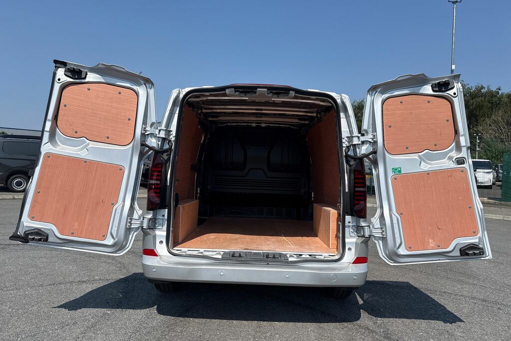 Volkswagen Transporter 2.0 Tdi 110 Commerce Pro Van DG75CSZ Grey #6