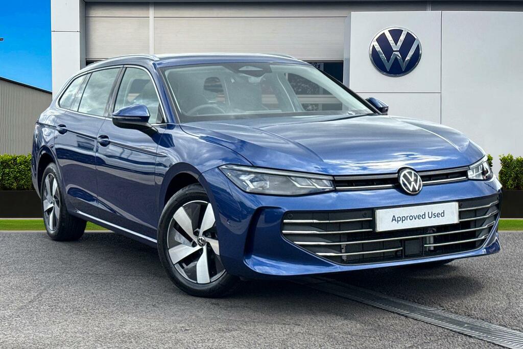 Volkswagen Passat 1.5 Tsi Ehybrid Life Dsg Vat Qualifying, Del Blue