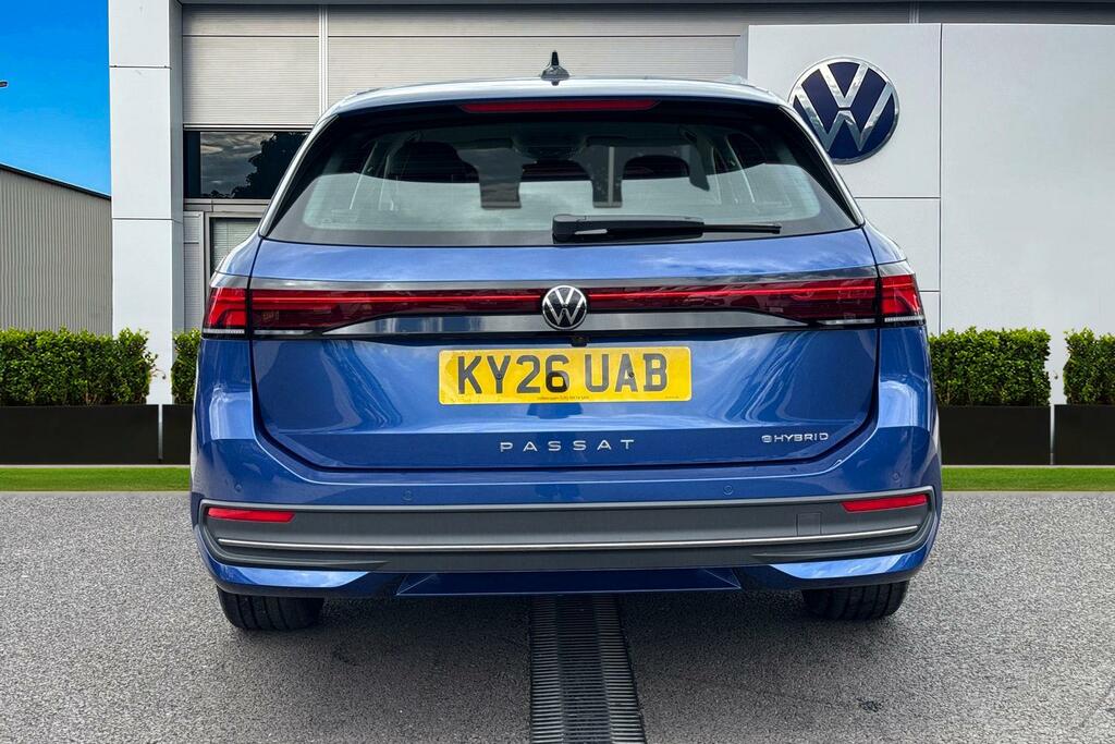 Volkswagen Passat 1.5 Tsi Ehybrid Life Dsg Vat Qualifying, Del KY26UAB Blue #4
