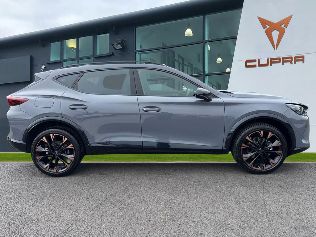 Cupra Formentor 1.5 Etsi 150 V3 Dsg DG75XAT Grey #3