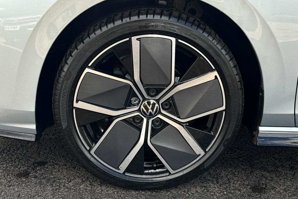 Volkswagen Golf 1.5 Tsi 150 R-line 18 Leeds Alloys Winter KP75AXS Silver #6