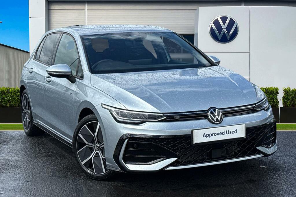 Volkswagen Golf 1.5 Tsi 150 R-line 18 Leeds Alloys Winter Silver