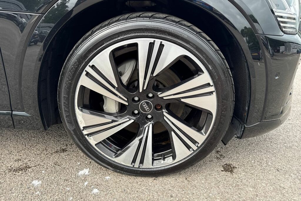 Audi Q8 e tron Sportback Vorsprung 50 E-tron Quattro 250,00 Kw RA23EEL Black #6
