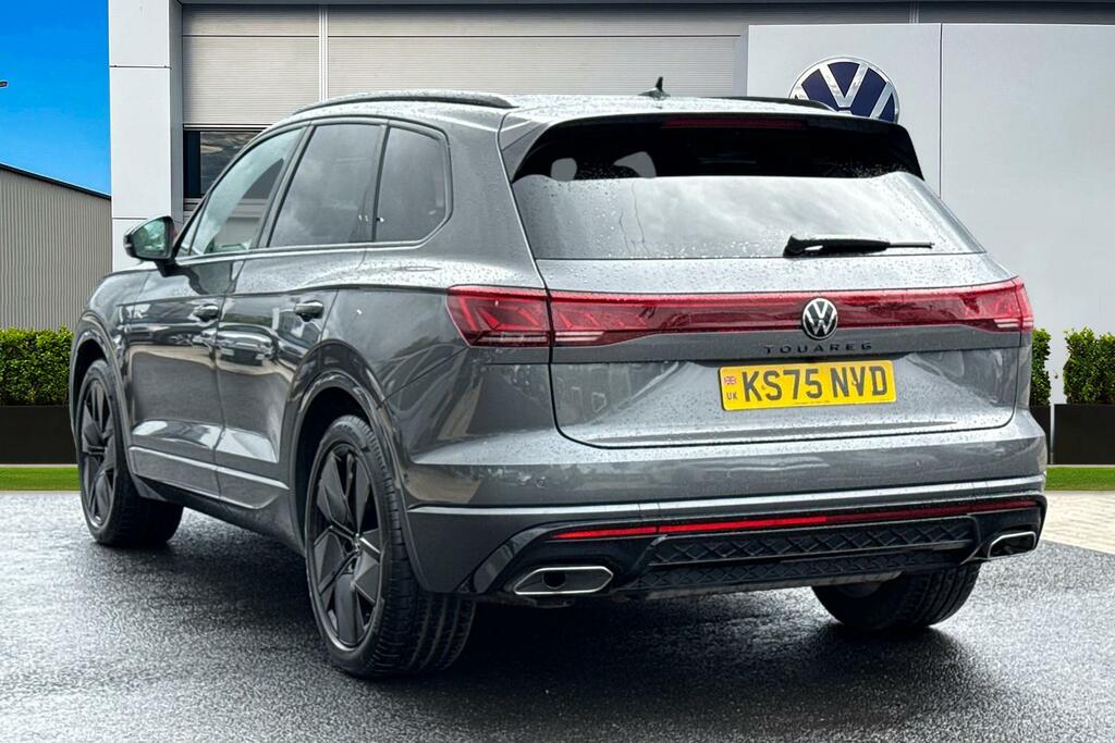 Volkswagen Touareg 3.0 V6 Tdi 4Motion 286 Black Edition Tip KS75NVD Grey #2