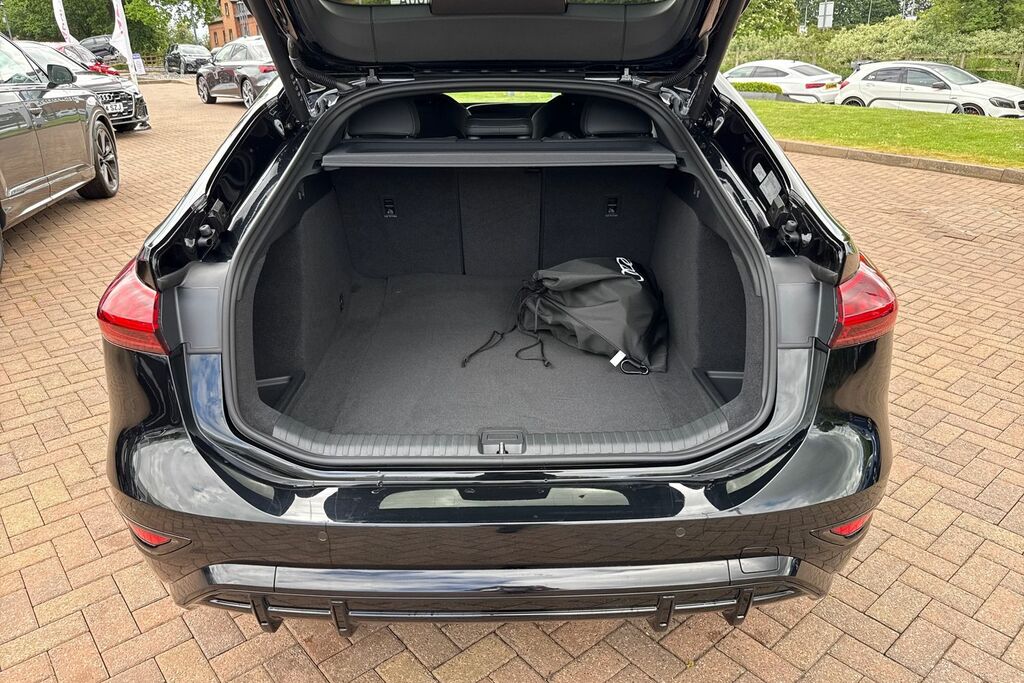 Audi A6 Sportback Edition 1 E-tron Quattro 315,00 Kw Black #6