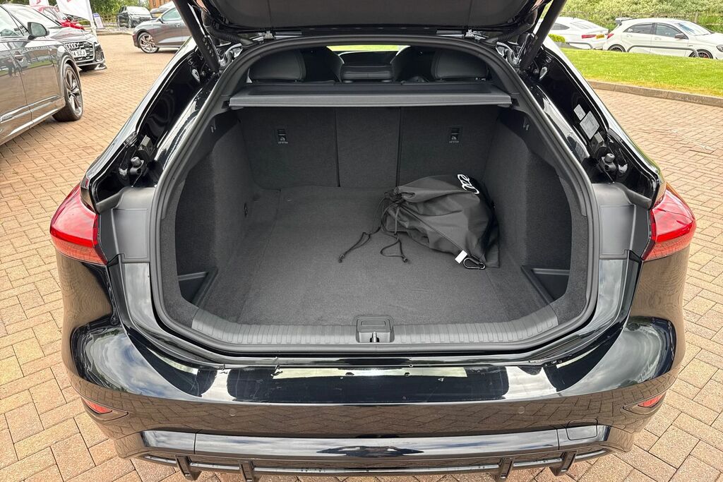 Audi A6 Sportback Edition 1 E-tron Quattro 315,00 Kw Black #6