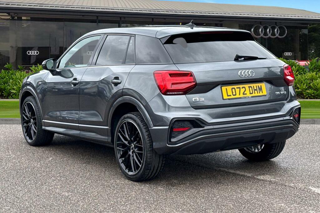 Audi Q2 Black Edition 35 Tfsi 150 Ps S Tronic Grey #2