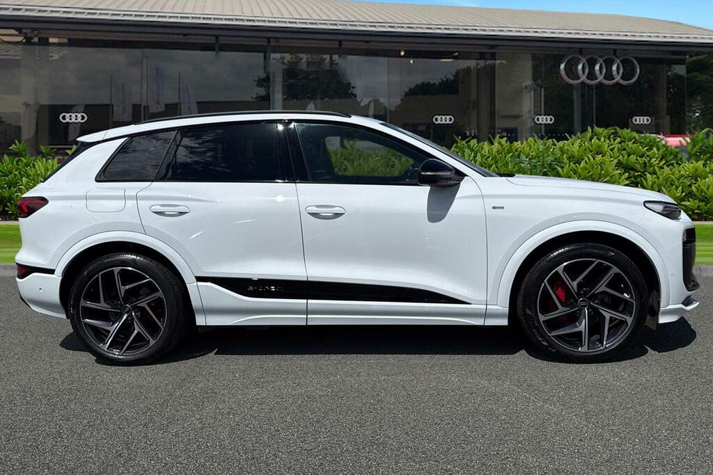Audi Q6 E-Tron Q6 Suv Edition 1 E-tron Performance 225,00 Kw White #3