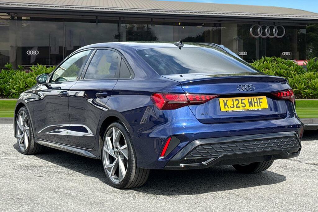 Audi A3 Black Edition 35 Tfsi 150 Ps S Tronic KJ25WHF Blue #2