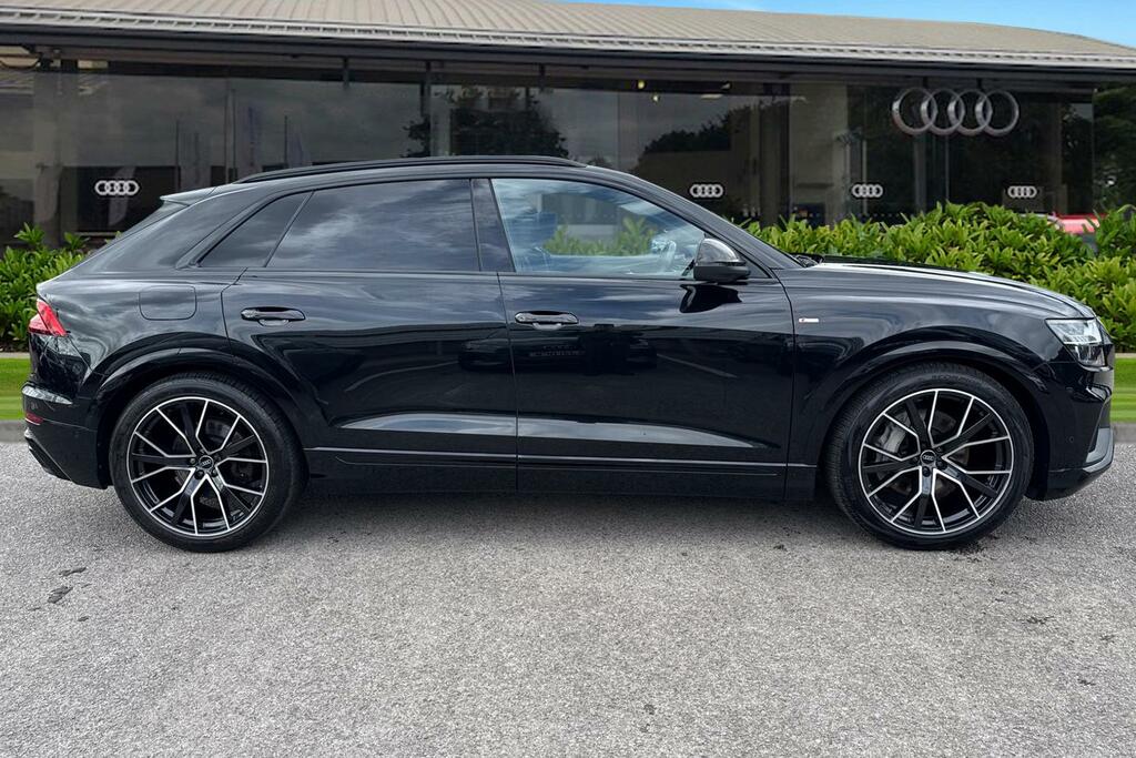 Audi Q8 Black Edition 50 Tdi Quattro 286 Ps Tiptronic Black #3