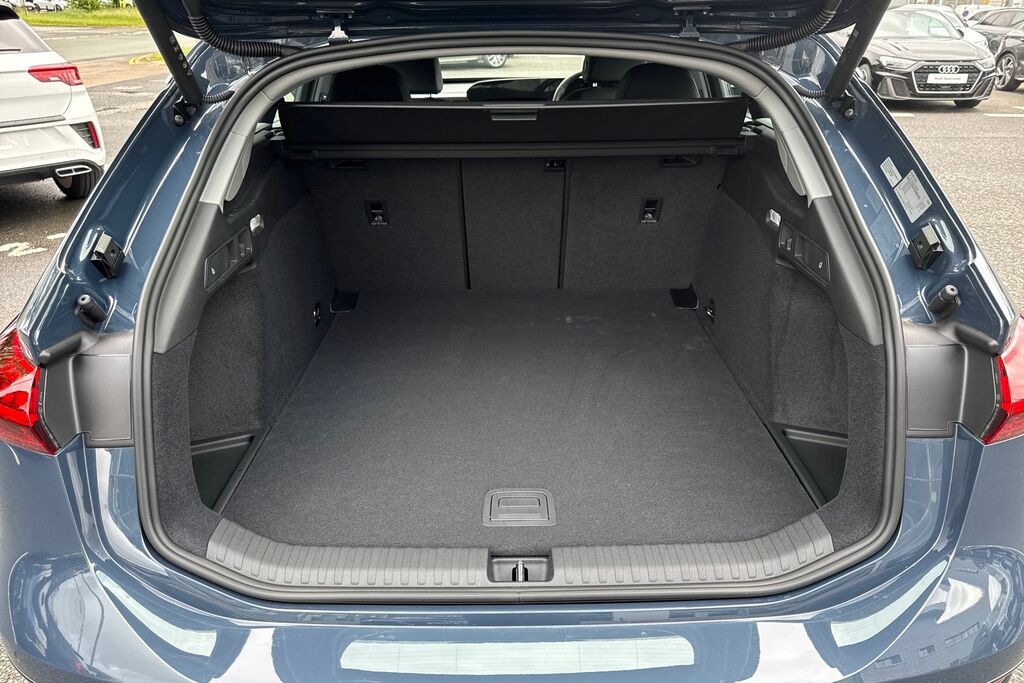 Audi A6 E-tron Avant Avant Sport E-tron Quattro 315,00 Kw Blue #6