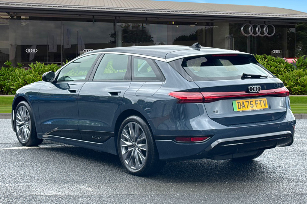 Audi A6 E-tron Avant Avant Sport E-tron Quattro 315,00 Kw Blue #2