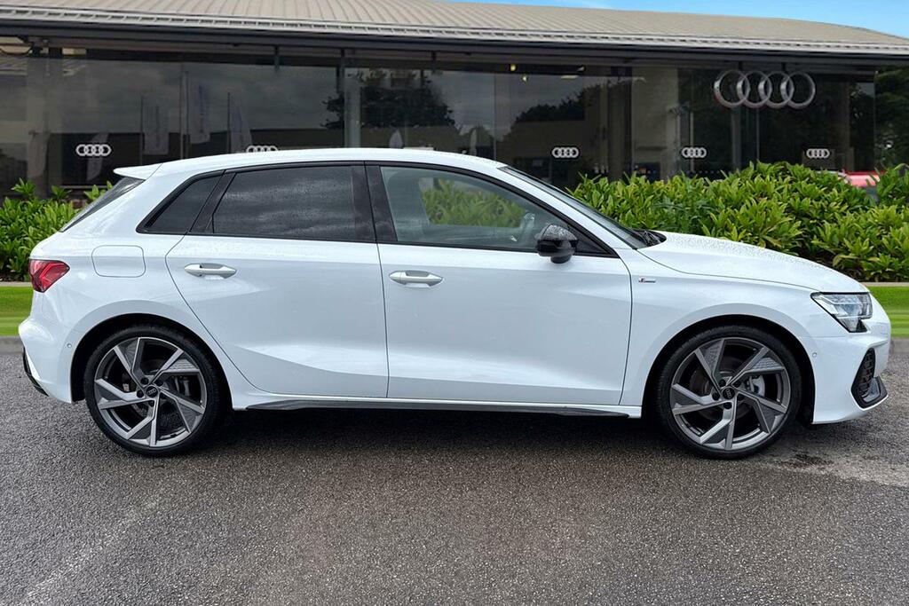 Audi A3 Black Edition Tfsi 150 Ps S Tronic KM75XHP White #3