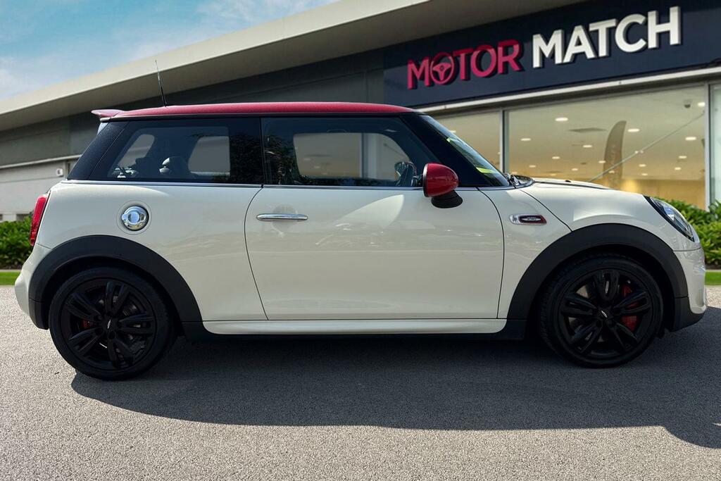 Mini Hatch 2.0 John Cooper Works Euro 6 Ss PE19VDX White #3