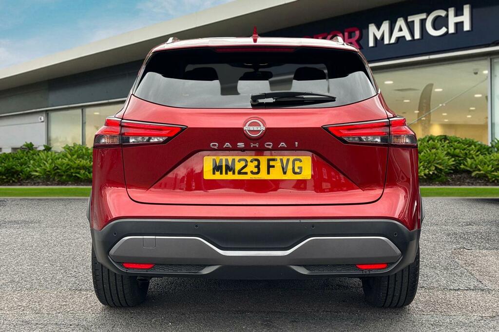 Nissan Qashqai 1.3 Dig-t Mhev N-connecta Euro 6 Ss MM23FVG Red #4