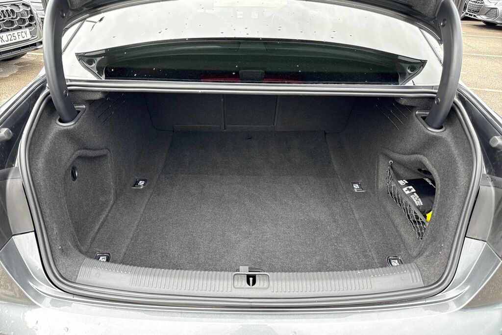 Audi A4 S Line 35 Tfsi 150 Ps 6-Speed Grey #6