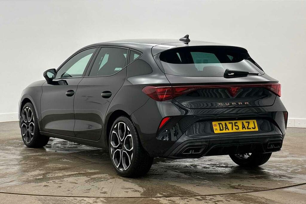 Cupra Leon 1.5 Etsi 150 V2 Dsg DA75AZJ Black #3