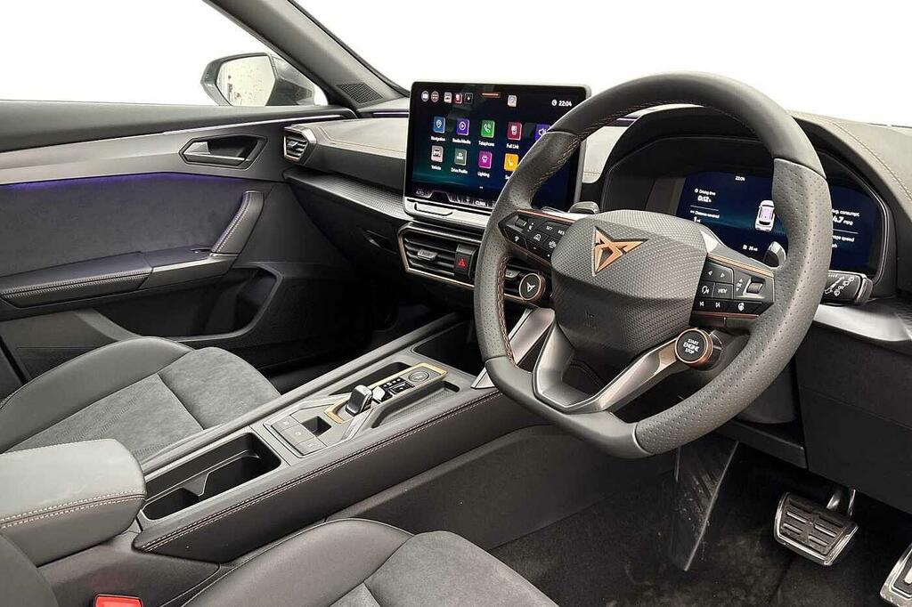 Cupra Formentor 1.5 Etsi 150 V2 Dsg KR26LVF Purple #6