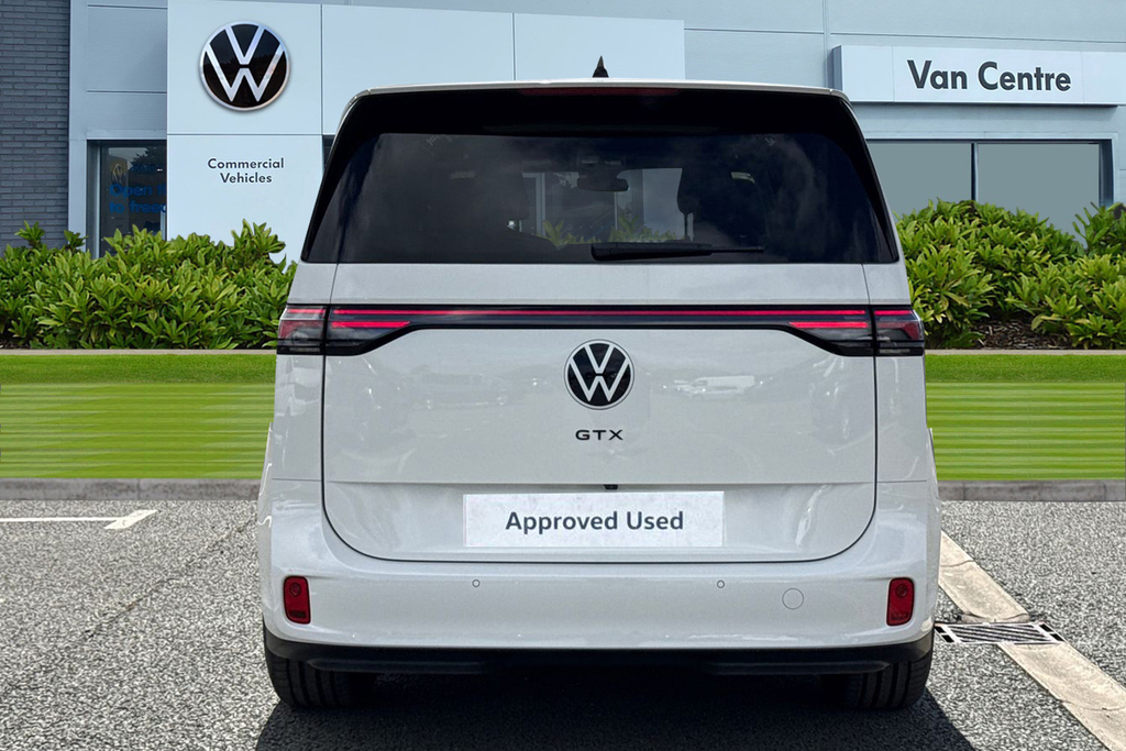 Volkswagen ID.Buzz Pro 79Kwh Gtx Mpv 4Motion Swb, CX26JEJ White #4