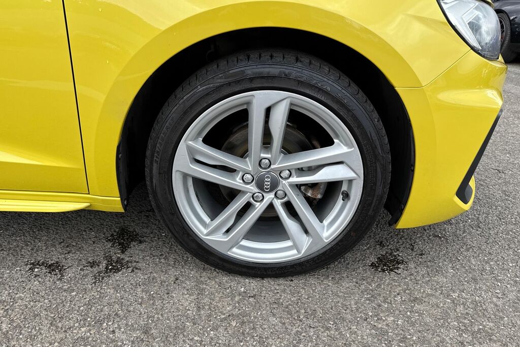 Audi A1 S Line 30 Tfsi 116 Ps S Tronic KS69ZDT Yellow #6