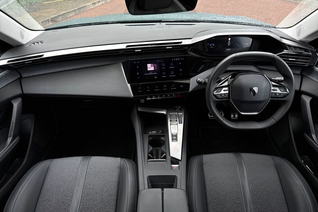 Peugeot 308 SW 1.5L Allure Premium Red #34