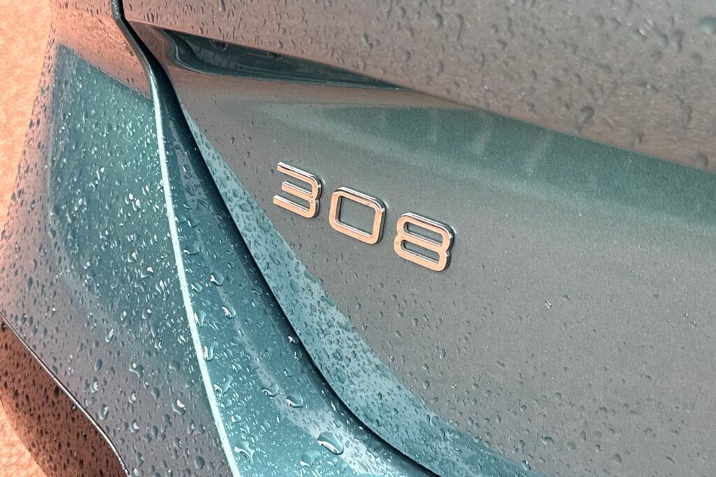 Peugeot 308 SW 1.5L Allure Premium Red #30