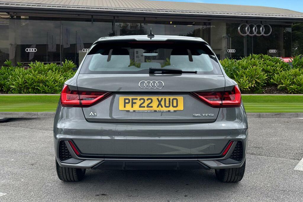 Audi A1 S Line 35 Tfsi 150 Ps S Tronic PF22XUO Grey #4