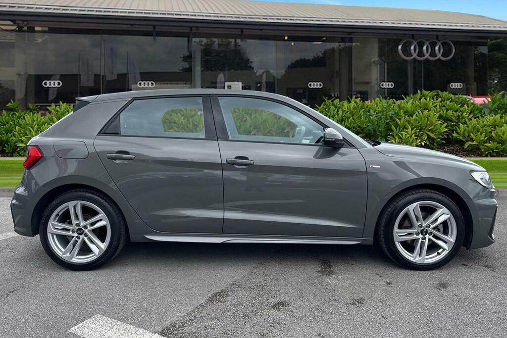 Audi A1 S Line 35 Tfsi 150 Ps S Tronic PF22XUO Grey #3