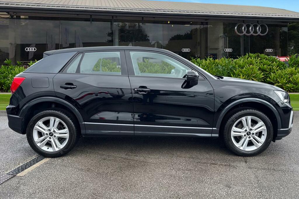 Audi Q2 Sport 30 Tfsi 116 Ps 6-Speed PK25KNA Black #3
