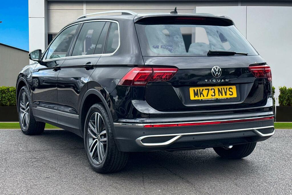 Volkswagen Tiguan 2.0 Tdi Elegance Dsg MK73NVS Black #2