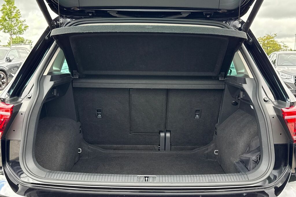 Volkswagen Tiguan 2.0 Tdi Elegance Dsg MK73NVS Black #6