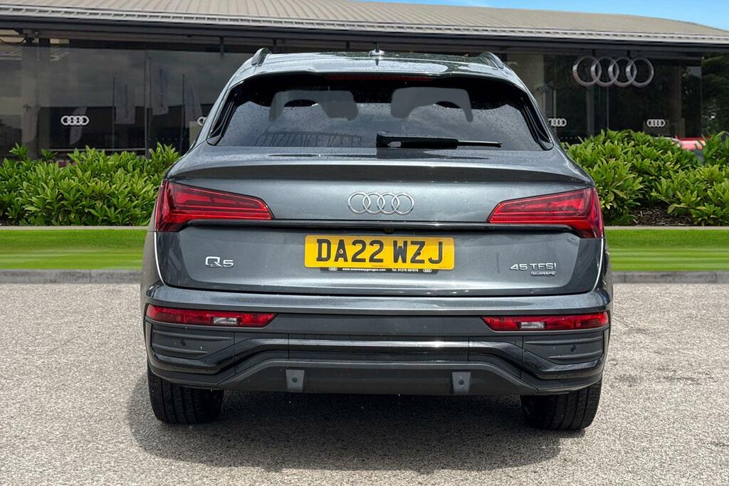 Audi Q5 Edition 1 45 Tfsi Quattro 265 Ps S Tronic DA22WZJ Grey #4