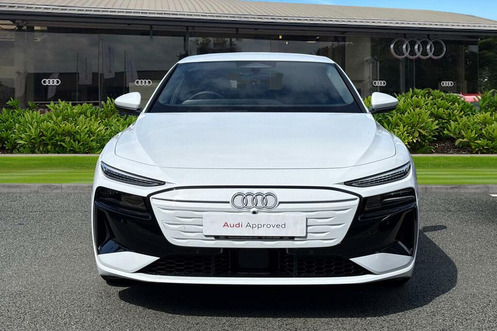 Audi A6 E-tron Avant 100Kwh Sport Quattro White #5