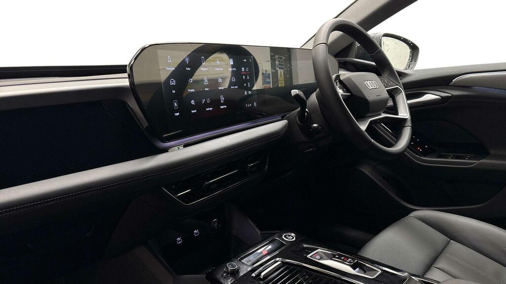 Audi A6 E-tron Avant 100Kwh Sport Quattro Black #2