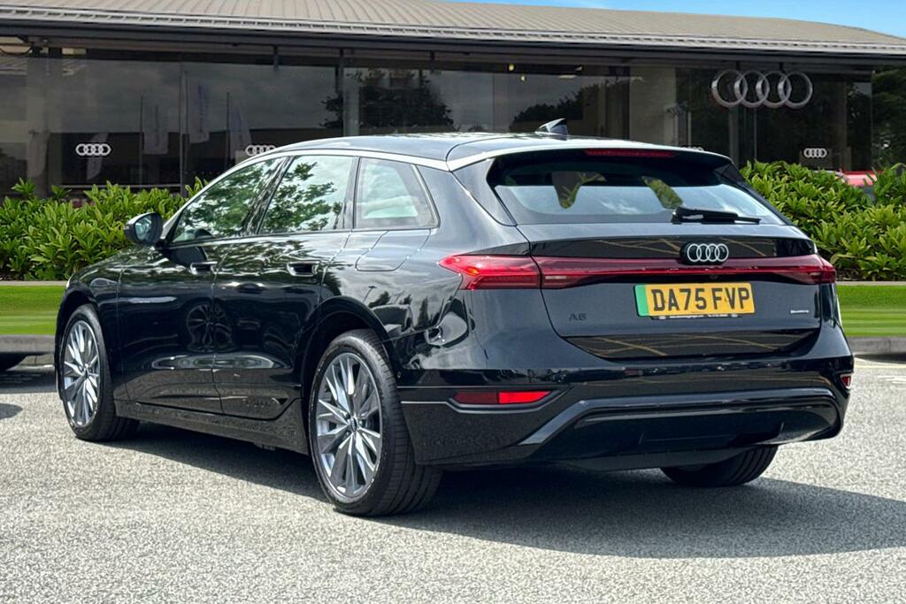Audi A6 E-tron Avant 100Kwh Sport Quattro Black #2