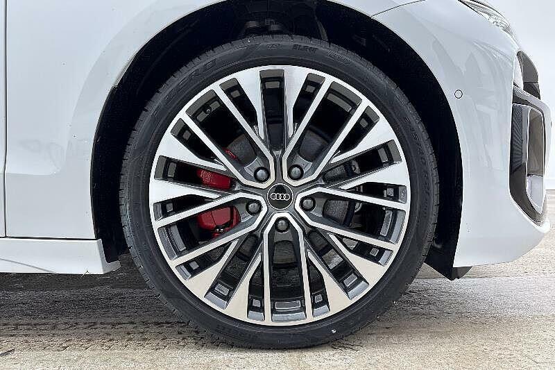 Audi A6 E-tron Avant Avant Edition 1 E-tron 210,00 Kw White #4
