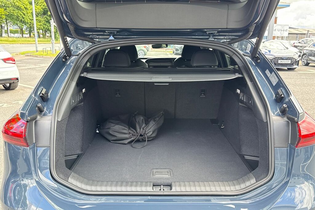 Audi A6 E-tron Avant Avant Edition 1 E-tron 210,00 Kw Blue #6