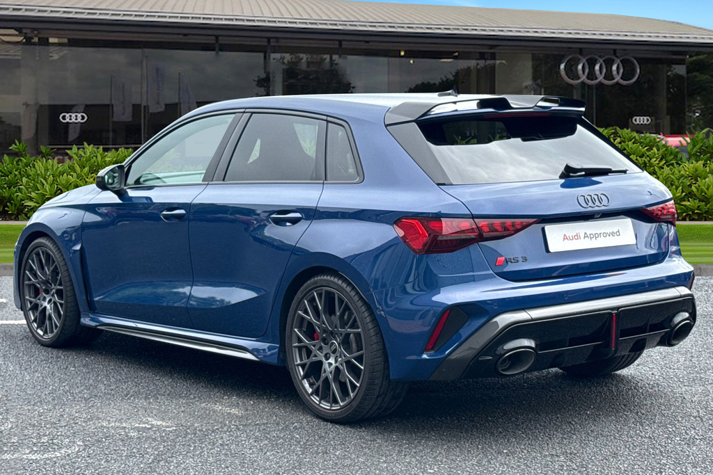 Audi RS3 Rs 3 Sportback Carbon Black 400 Ps S Tronic Blue #2