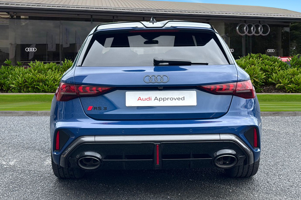 Audi RS3 Rs 3 Sportback Carbon Black 400 Ps S Tronic Blue #4