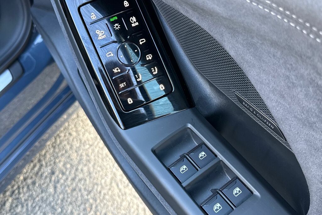 Audi E-tron 225Kw Performance 100Kwh S Line Sv Black #42