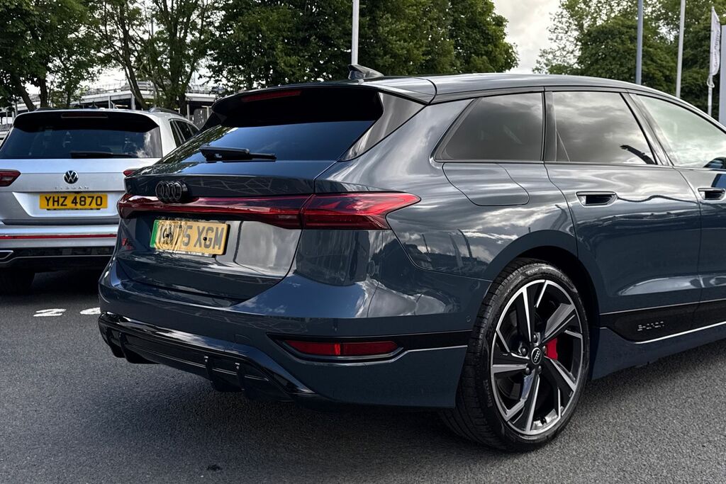 Audi E-tron 225Kw Performance 100Kwh S Line Sv Black #33