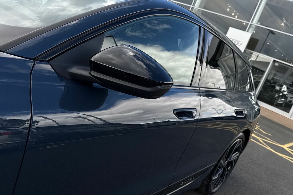 Audi E-tron 225Kw Performance 100Kwh S Line Sv Black #27