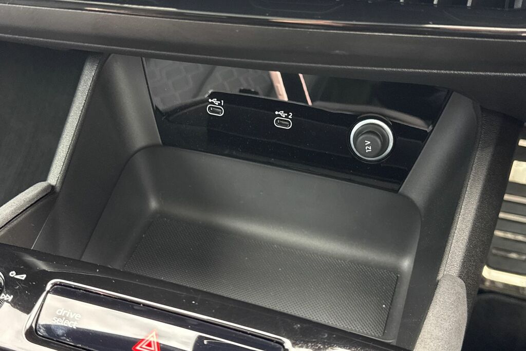 Audi E-tron 225Kw Performance 100Kwh S Line Sv Black #57