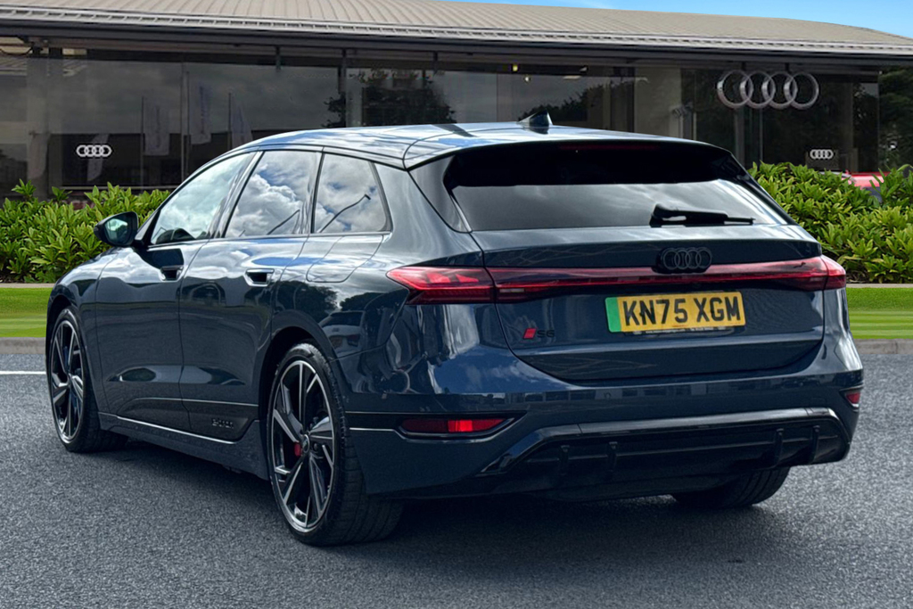 Audi E-tron 225Kw Performance 100Kwh S Line Sv Black #2
