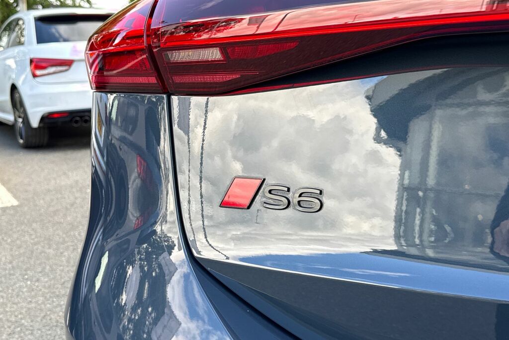 Audi E-tron 225Kw Performance 100Kwh S Line Sv Black #31