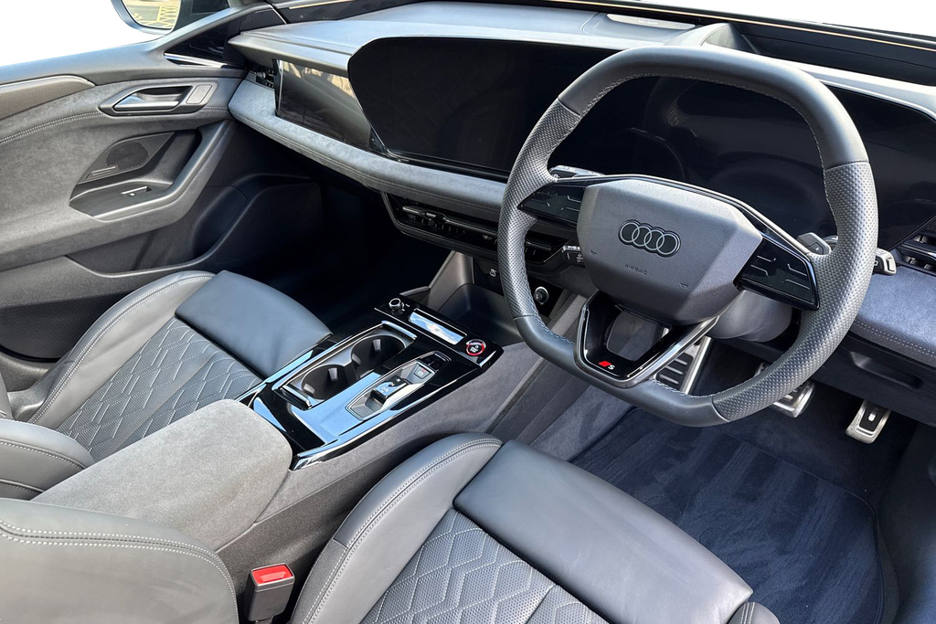 Audi E-tron 225Kw Performance 100Kwh S Line Sv Black #13