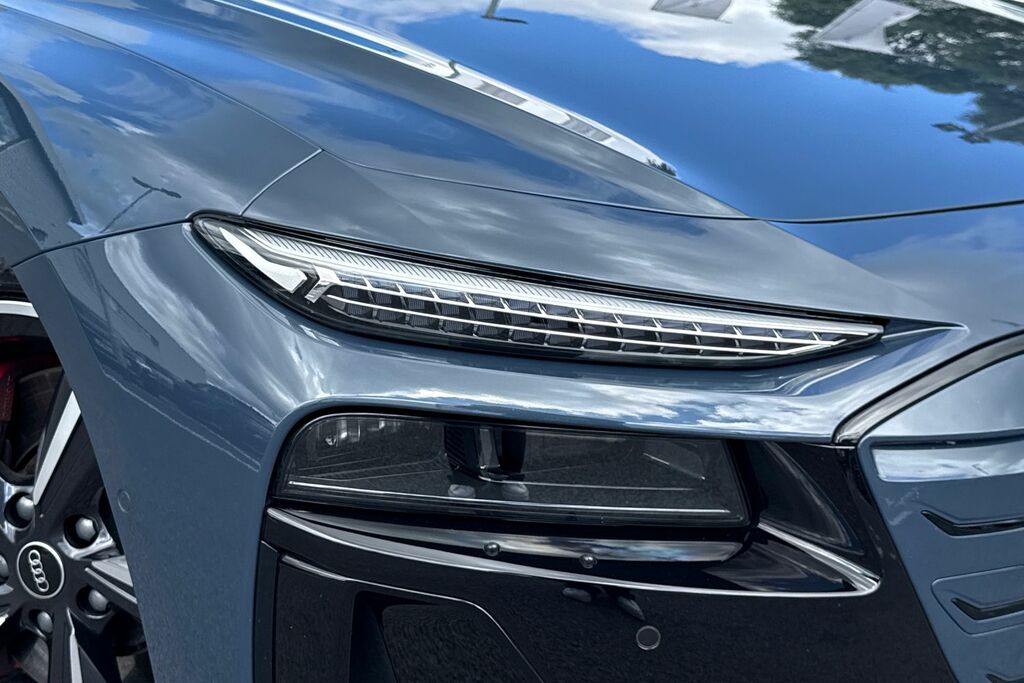 Audi E-tron 225Kw Performance 100Kwh S Line Sv Black #8