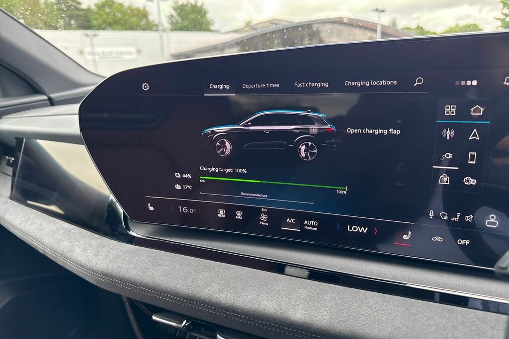 Audi SQ6 E-Tron 100Kwh S Edition 1 Suv Quattro Blue #39