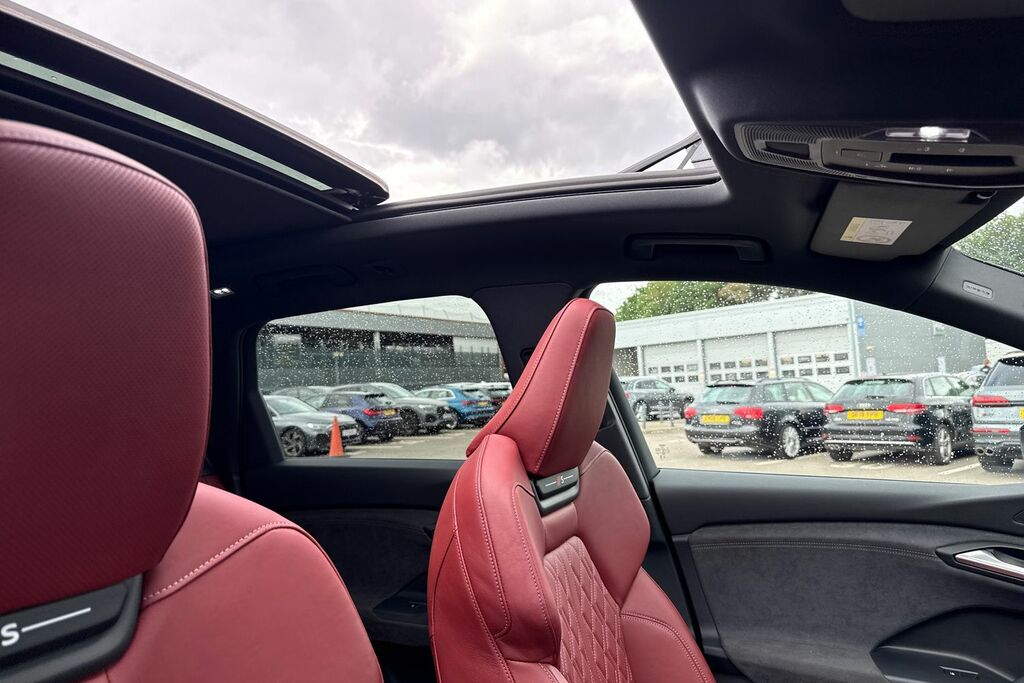 Audi SQ6 E-Tron 100Kwh S Edition 1 Suv Quattro Blue #24
